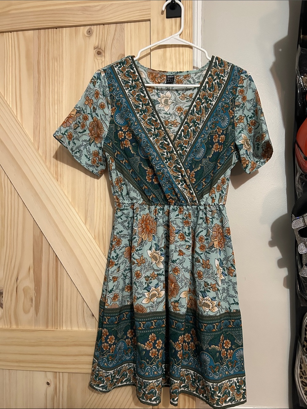 SHEIN Teal and Rust Floral V-Neck Mini Dress